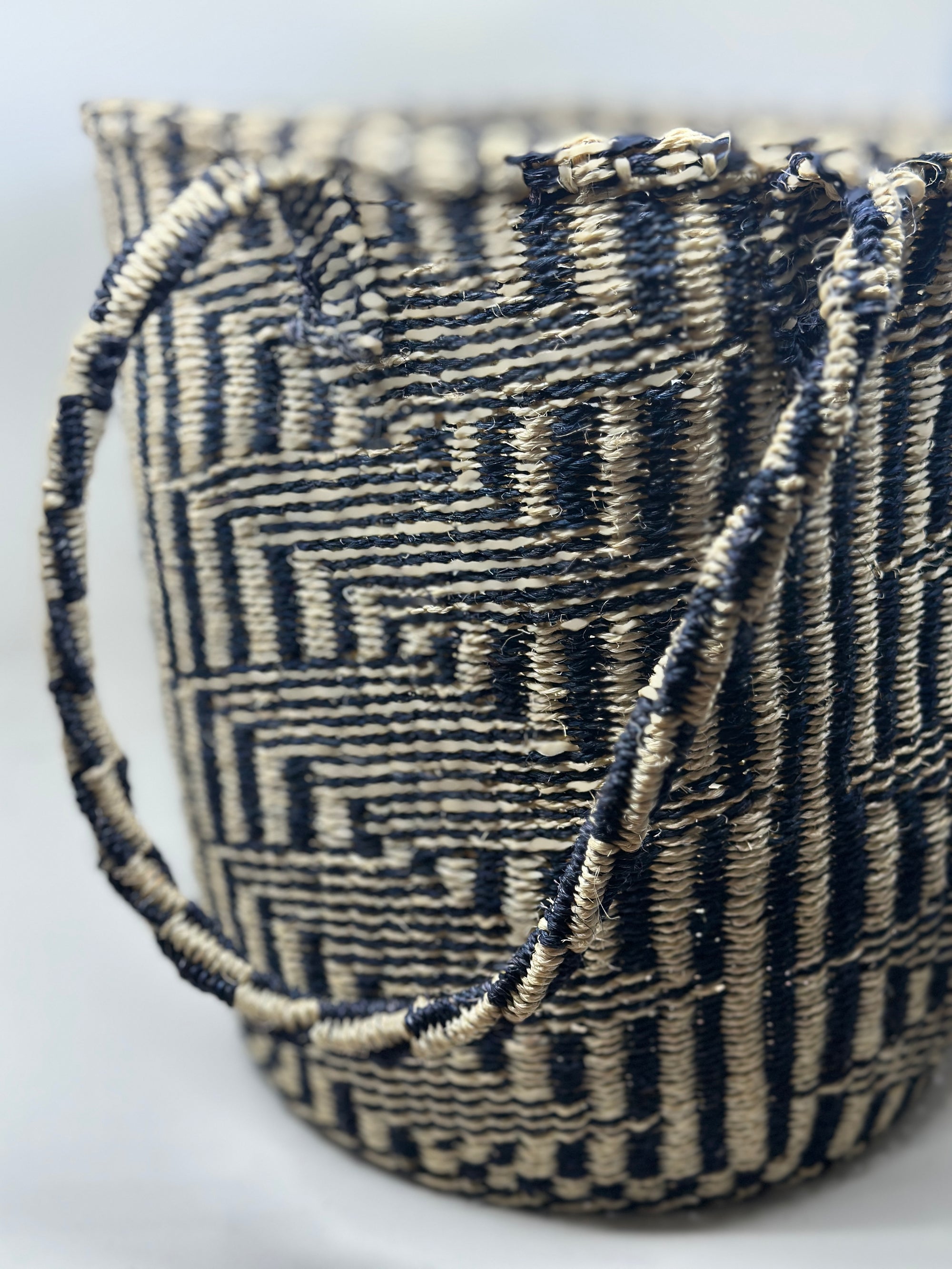 Sisal Thick Weave Bag | Zebra - Zawadisha